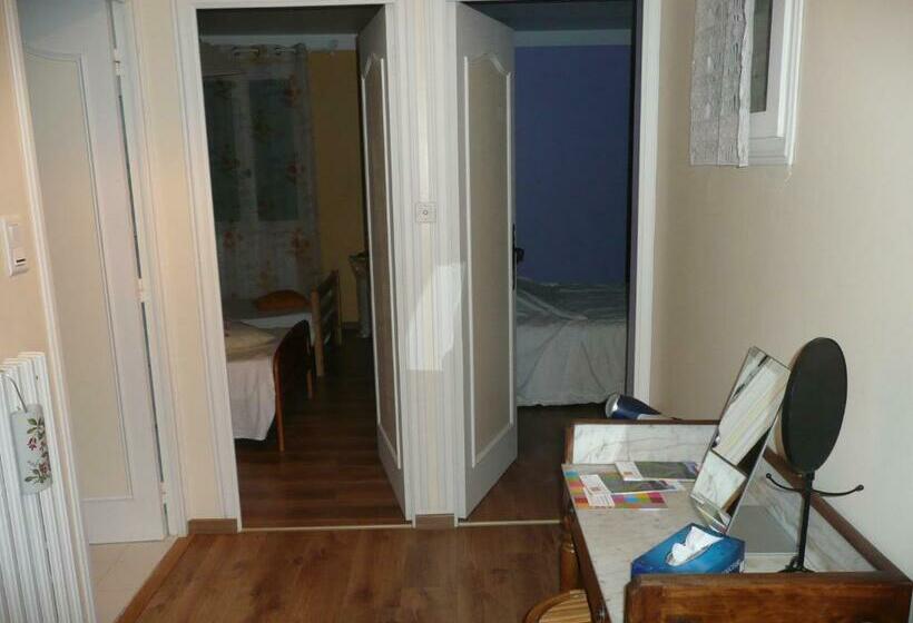 شقة 3 غرف, Chambres D Hôtes Climatisées Avec Cuisine D été Villa Gour Du Peyrol