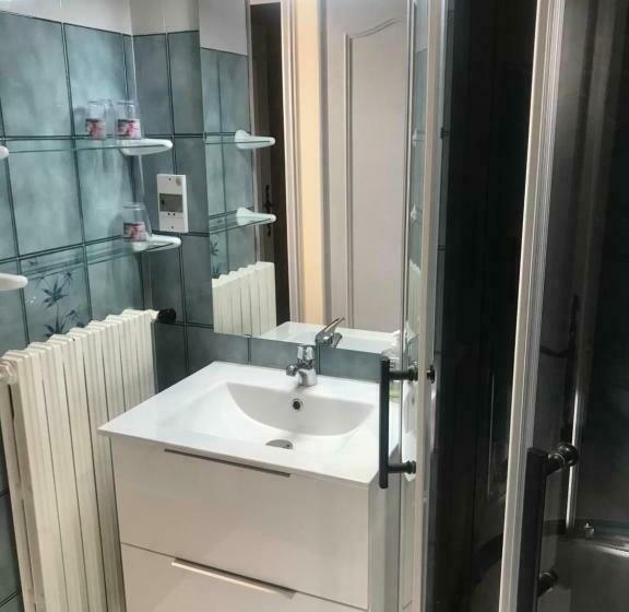 شقة 3 غرف, Chambres D Hôtes Climatisées Avec Cuisine D été Villa Gour Du Peyrol