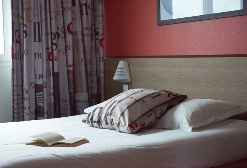 חדר סטנדרט מותאם לאדם עם מוגבלויות, Ace Hotel Annecy