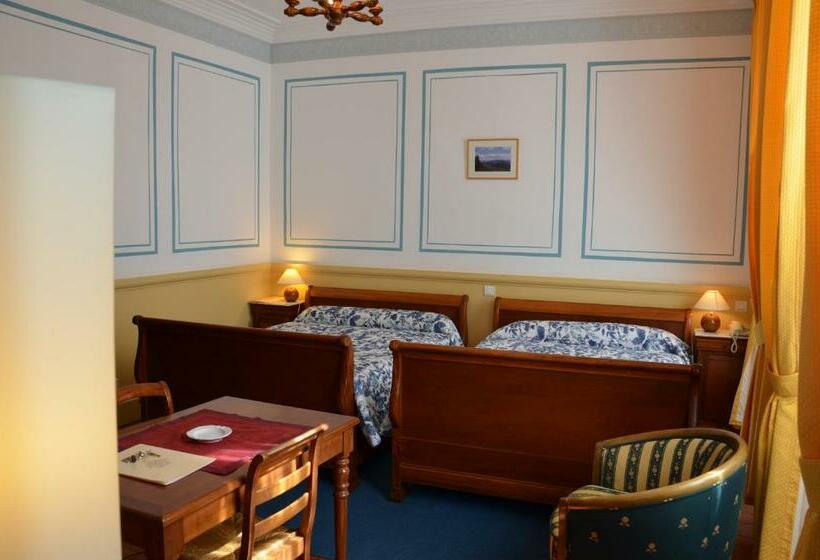 Номер Стандарт, Hôtel Colombet