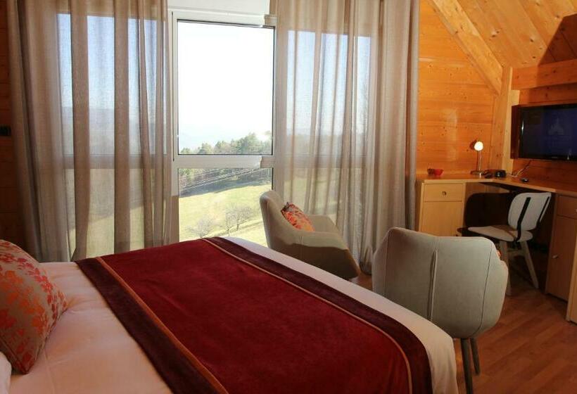 带大床的标准间, Les Alisiers