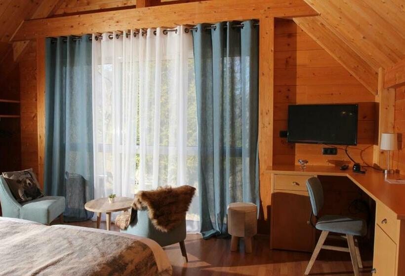 标准间, Les Alisiers