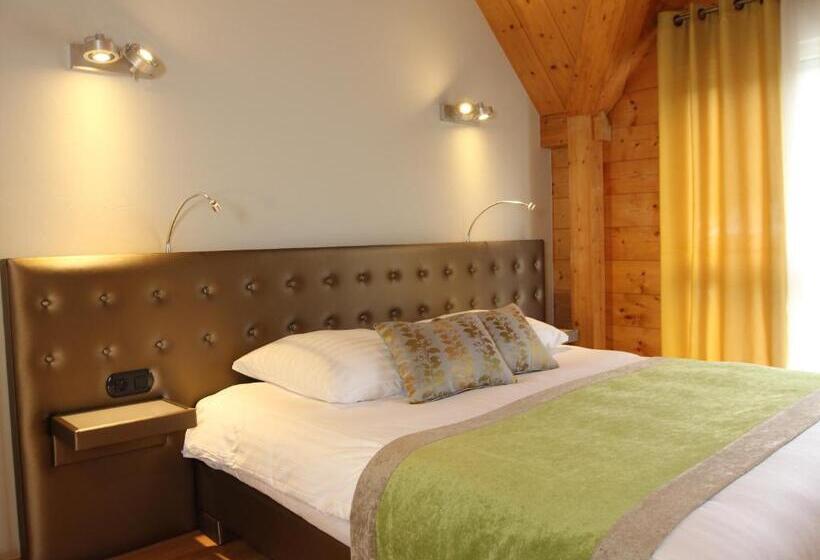 带大床的高级房间, Les Alisiers