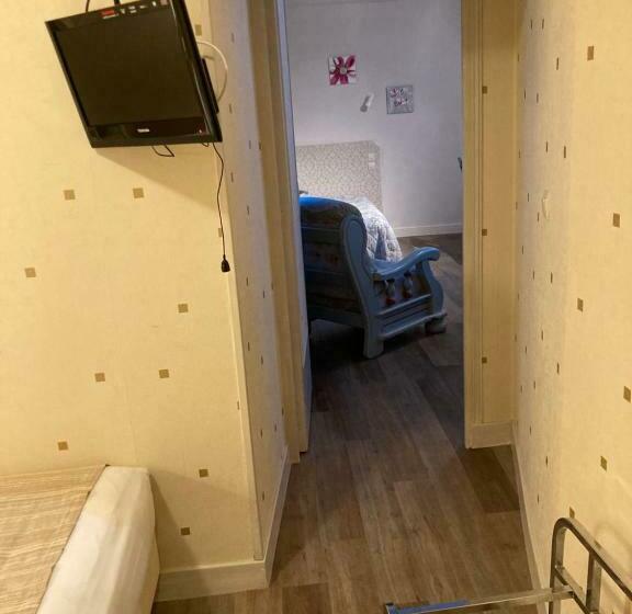 패밀리 룸, Le Bon Laboureur