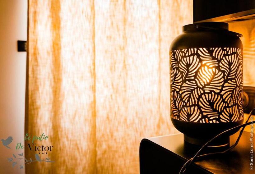 غرفة قياسية ثلاثية, Hôtel Le Patio De Victor, Lorient