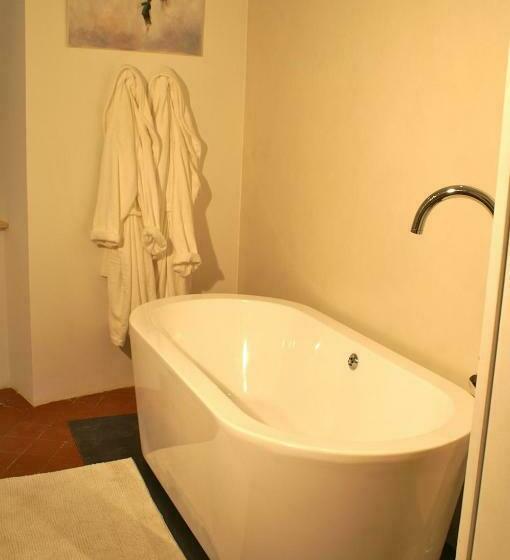 ガーデンビューデラックスルーム, La Maison Rouge D Uzes B&b