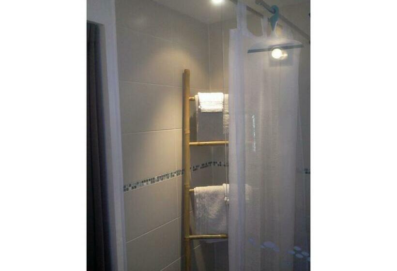 标准间, Lazen B&b