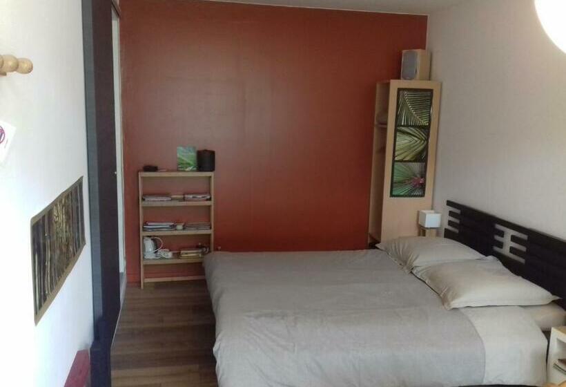 标准间, Lazen B&b