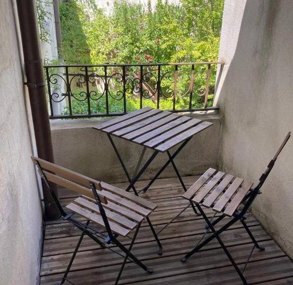 דירה בת חדר שינה 1 עם מרפסת, La Maison Des Augustins B&b, Spa Et Fitness