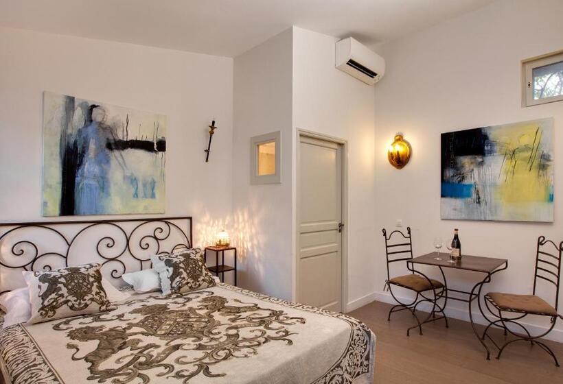 Студия Стандарт, La Maison Des Augustins B&b, Spa Et Fitness