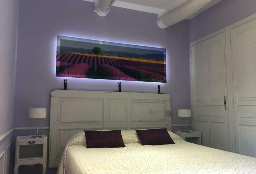 חדר סטנדרט, Chambre D Hôtes Au Chant Des Sorgues