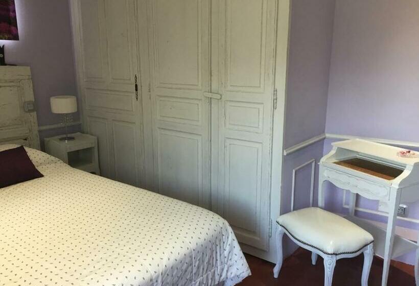 غرفة قياسية, Chambre D Hôtes Au Chant Des Sorgues