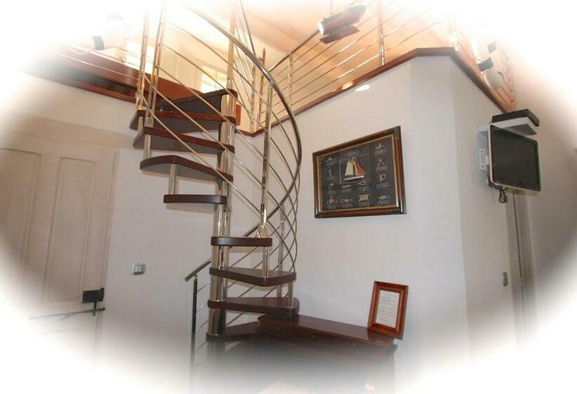 חדר סטנדרט לארבעה, Chambre D Hôtes Au Chant Des Sorgues