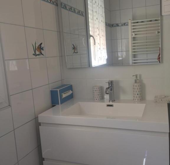 스탠다드 룸 산 전망, Chambres D'hôtes Coteaux Sud