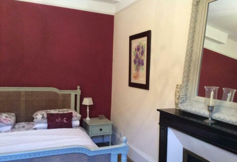 标准间, Le Moulin Des Farges