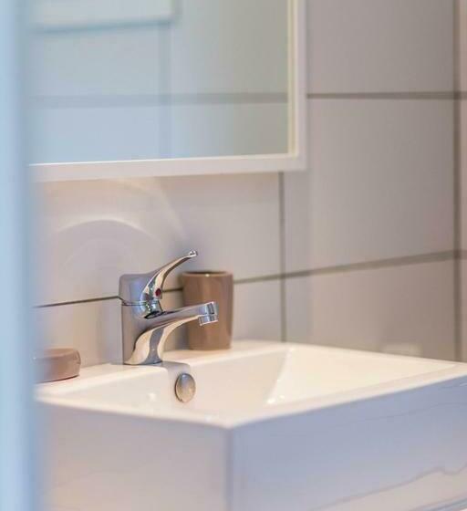 חדר קומפורט, I Casilari