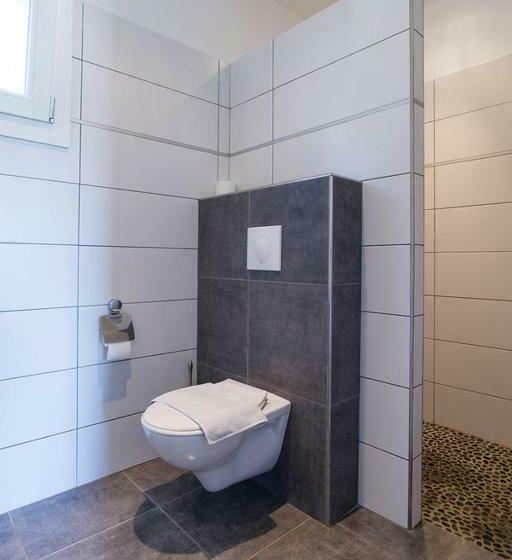 חדר קומפורט, I Casilari