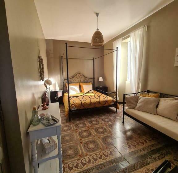 Номер Стандарт, La Bastide Des Arts