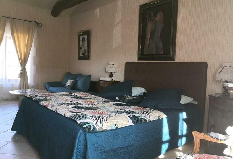 컴포트 룸, La Fontaine Des Arts