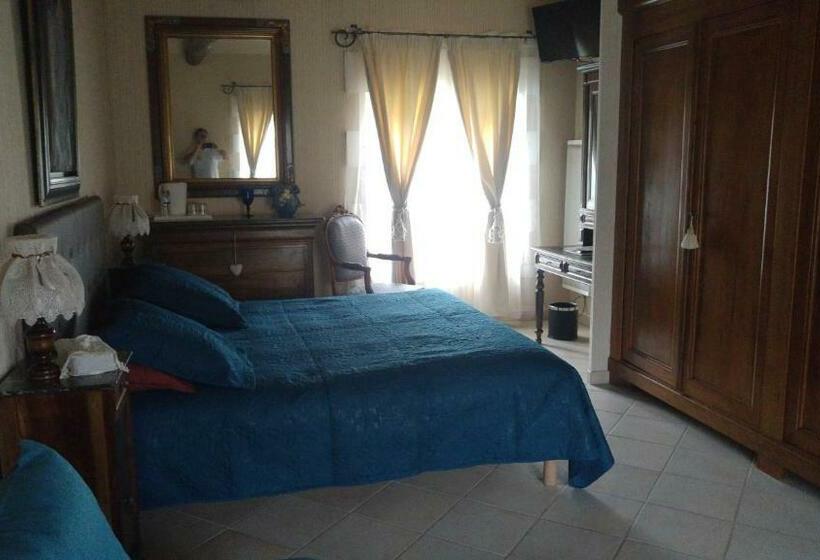 컴포트 룸, La Fontaine Des Arts