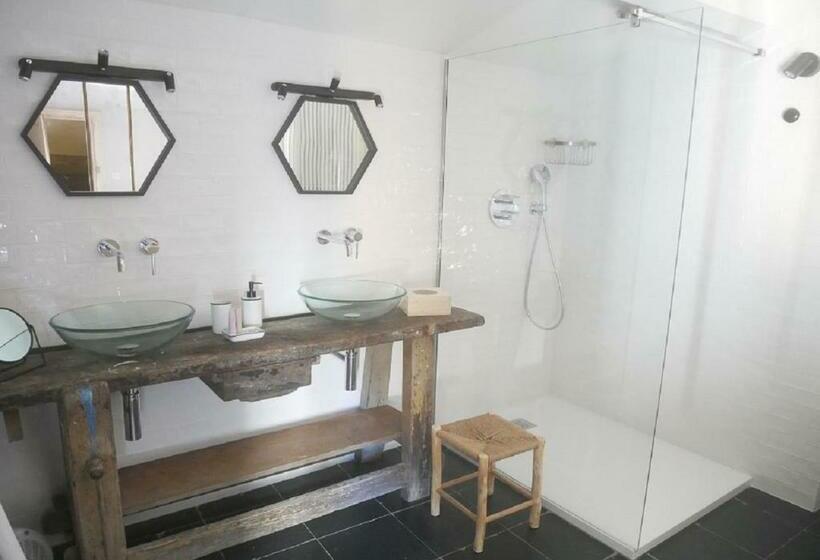 Номер Стандарт, La Maison De Marguerite