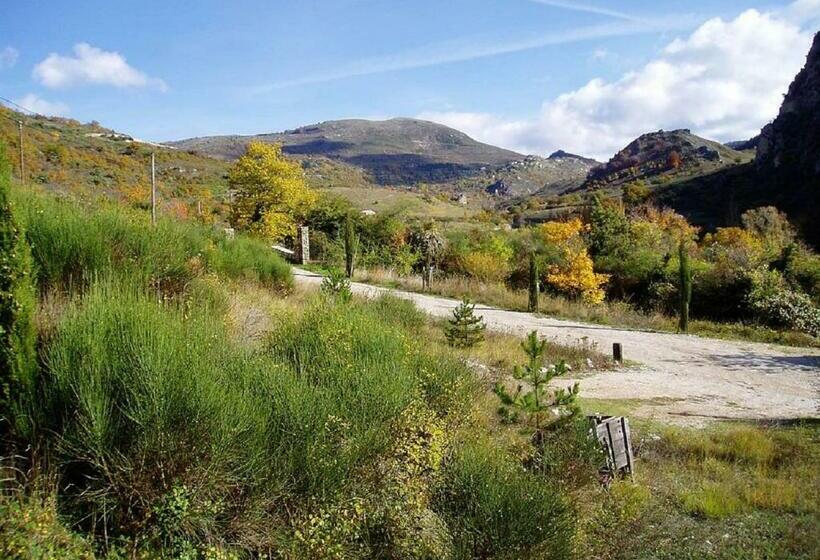 Апартаменты 1 Спальня с Террасой, La Maison De Marguerite