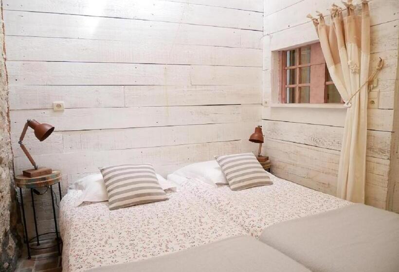 Апартаменты 1 Спальня с Террасой, La Maison De Marguerite