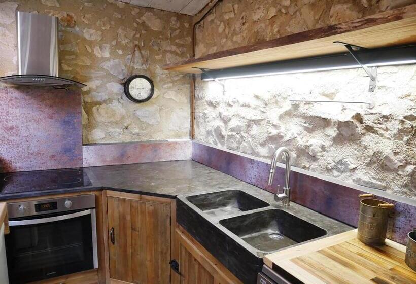 Апартаменты 1 Спальня с Террасой, La Maison De Marguerite