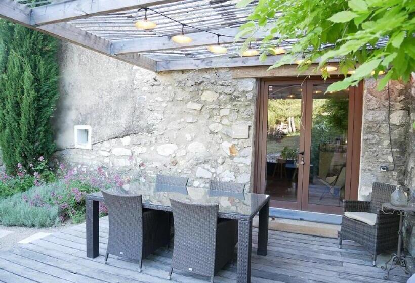 Апартаменты 1 Спальня Нижний Этаж, La Maison De Marguerite