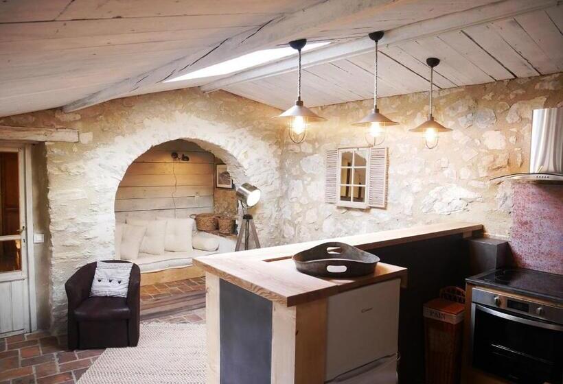 Апартаменты 1 Спальня с Террасой, La Maison De Marguerite