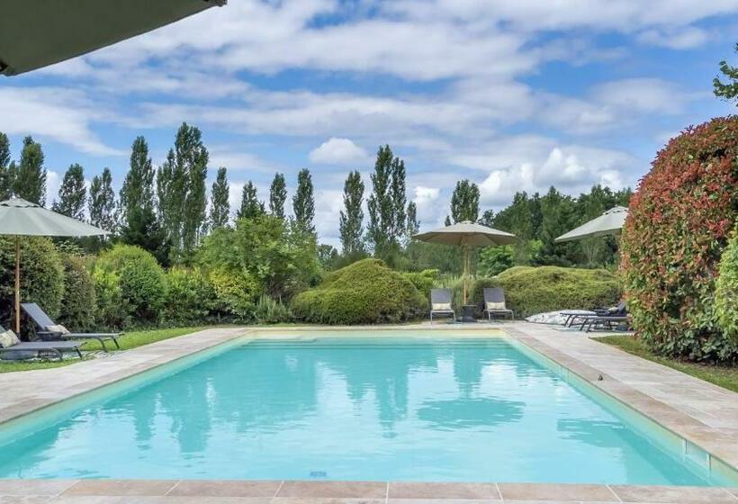 Номер Комфорт, Le Clos Vallis