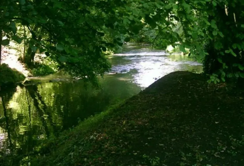 Perhehuone, Le Moulin Garnier