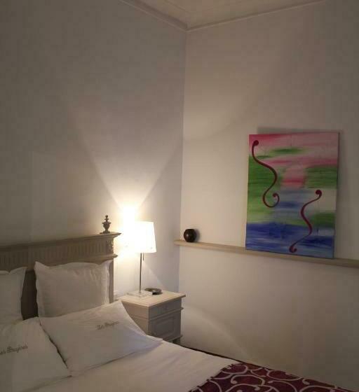 غرفة قياسية, Les Bruyères