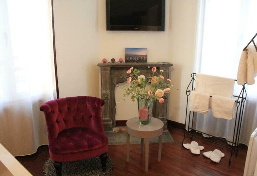 غرفة قياسية, Les Bruyères