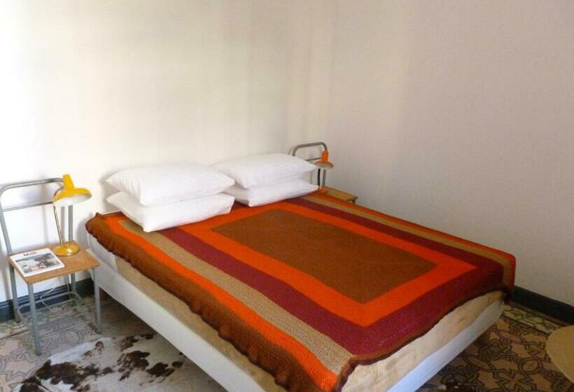 ガーデンビュースイート, Les Cagettes En Ville