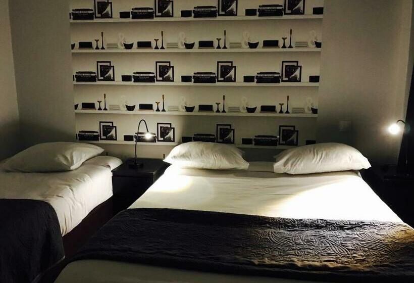 스탠다드 트리플 룸, Hôtel Beauséjour