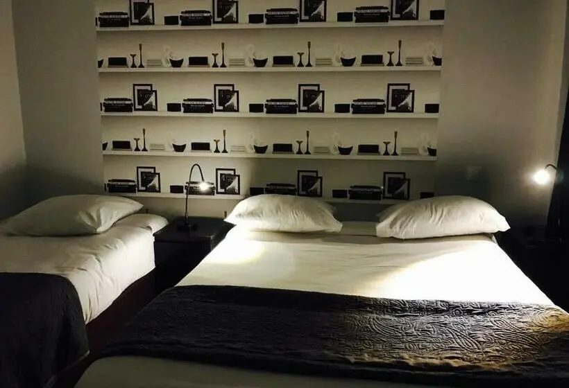 اتاق استاندارد سه نفره, Hôtel Beauséjour