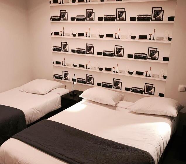 스탠다드 트리플 룸, Hôtel Beauséjour