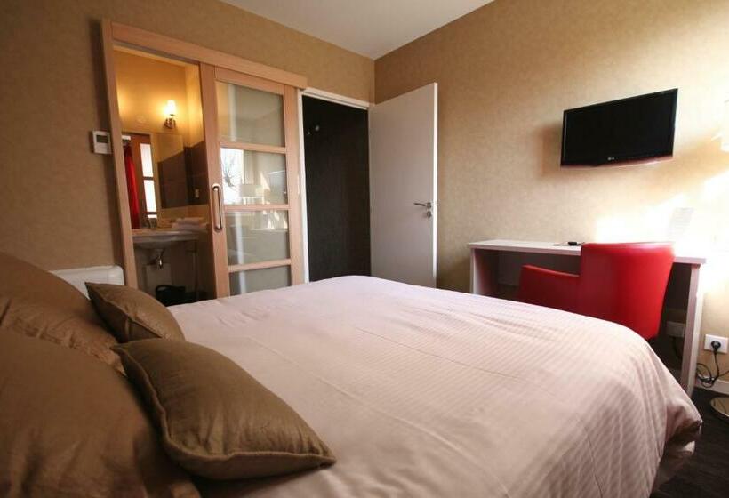 Номер Стандарт, Hôtel D'arcins