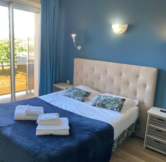 חדר סטנדרט עם מרפסת, Hôtel Le Plaisance