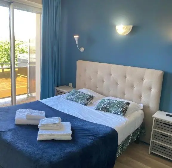 Standard-huone Parveke, Hôtel Le Plaisance