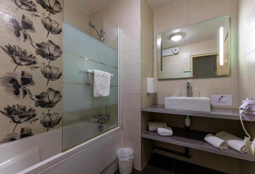 컴포트 룸, Logis Hôtel Le Rochelois