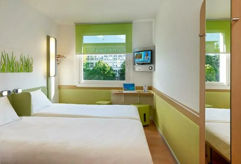 Standard Kolmen Hengen Huone, Ibis Budget Arles Palais Des Congres