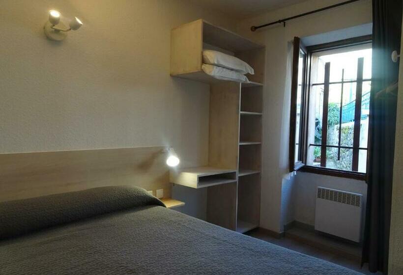 スタンダードルーム, La Citadelle