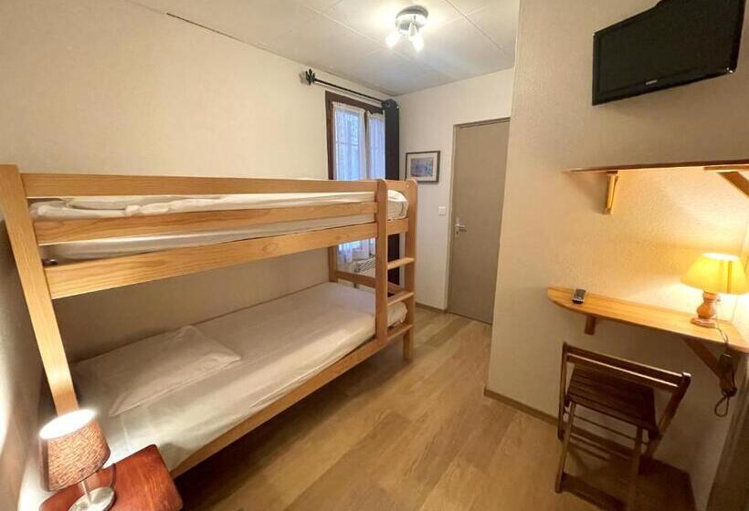 スタンダード４人部屋, La Citadelle