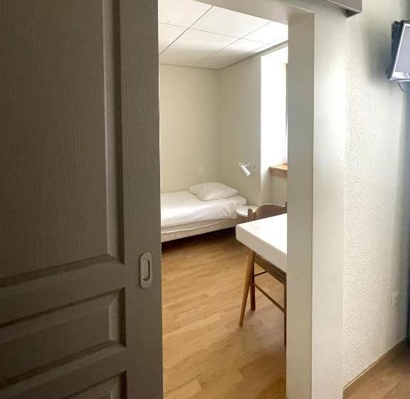 スタンダード４人部屋, La Citadelle