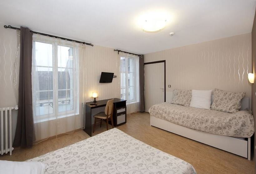 غرفة قياسية رباعية, La Madeleine