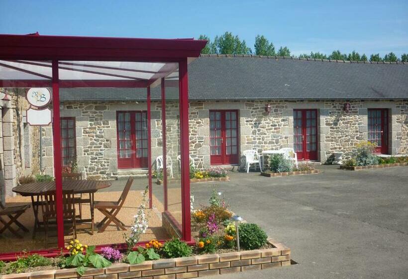 스탠다드 룸, Hôtel Les Voisins Beaucemaine