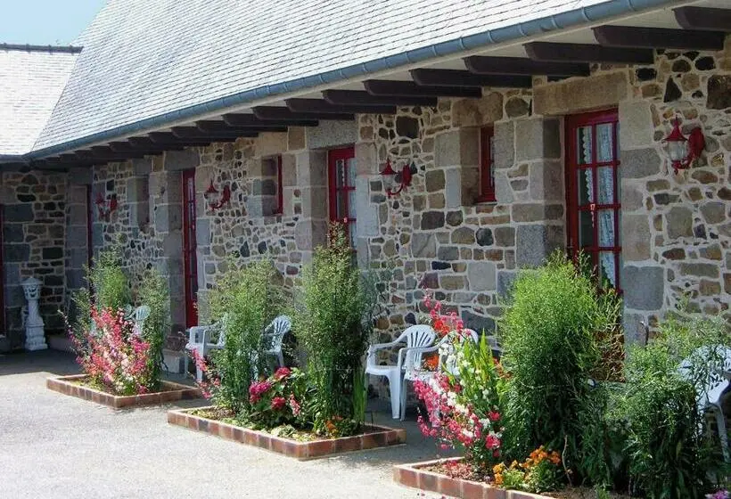 スタンダードシングルルーム, Hôtel Les Voisins Beaucemaine