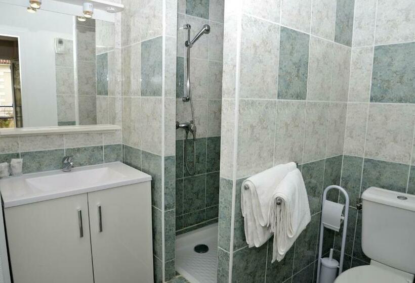 חדר סטנדרט, Hôtel Des Arceaux